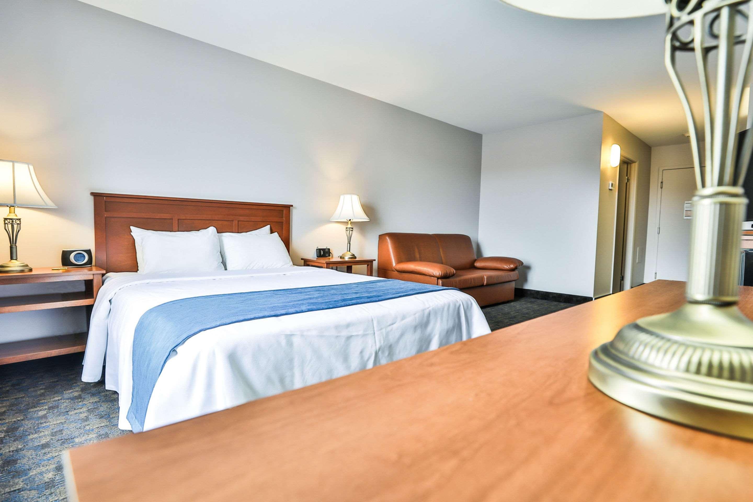 Comfort Inn & Suites Saint-Jerome Ngoại thất bức ảnh