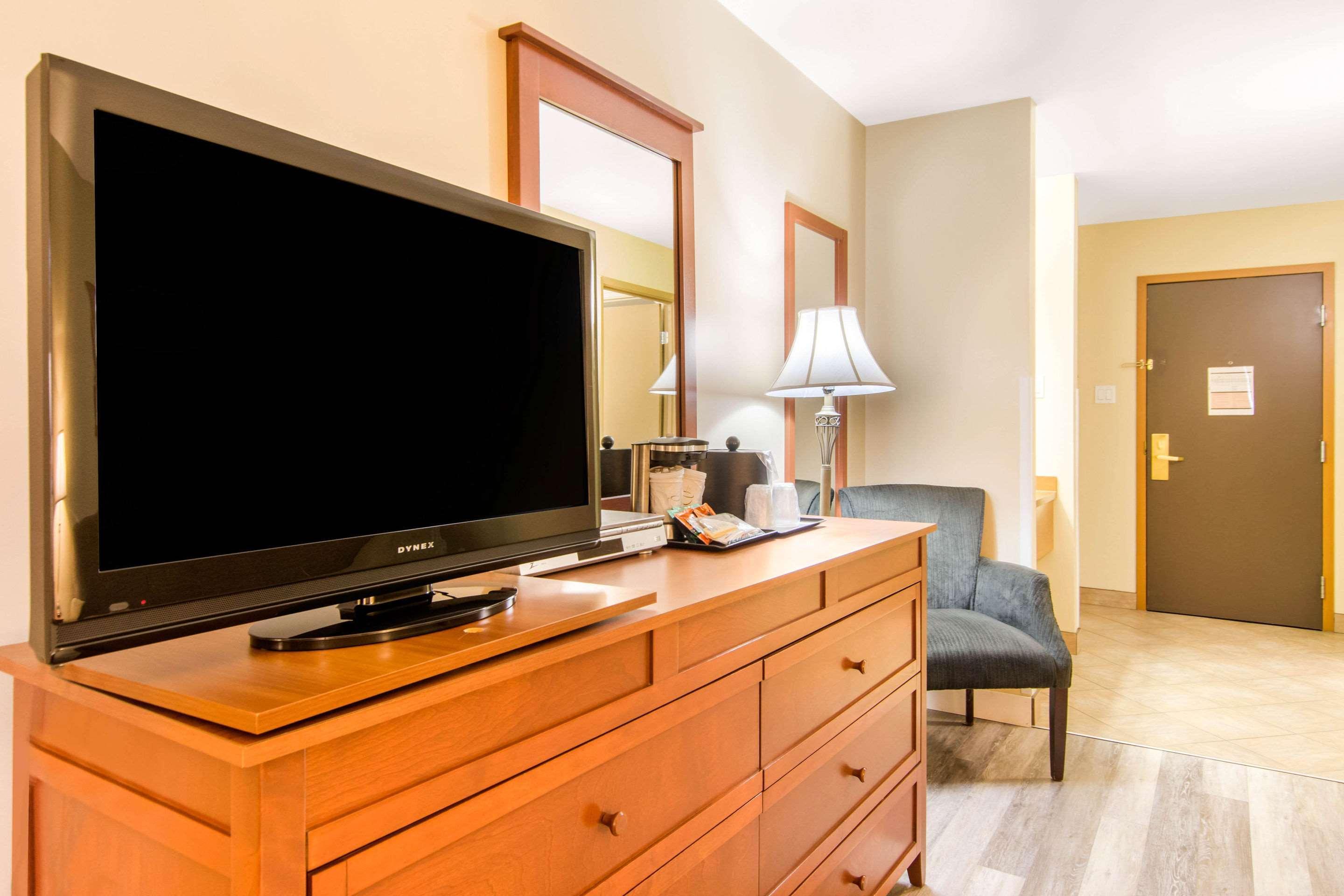 Comfort Inn & Suites Saint-Jerome Ngoại thất bức ảnh