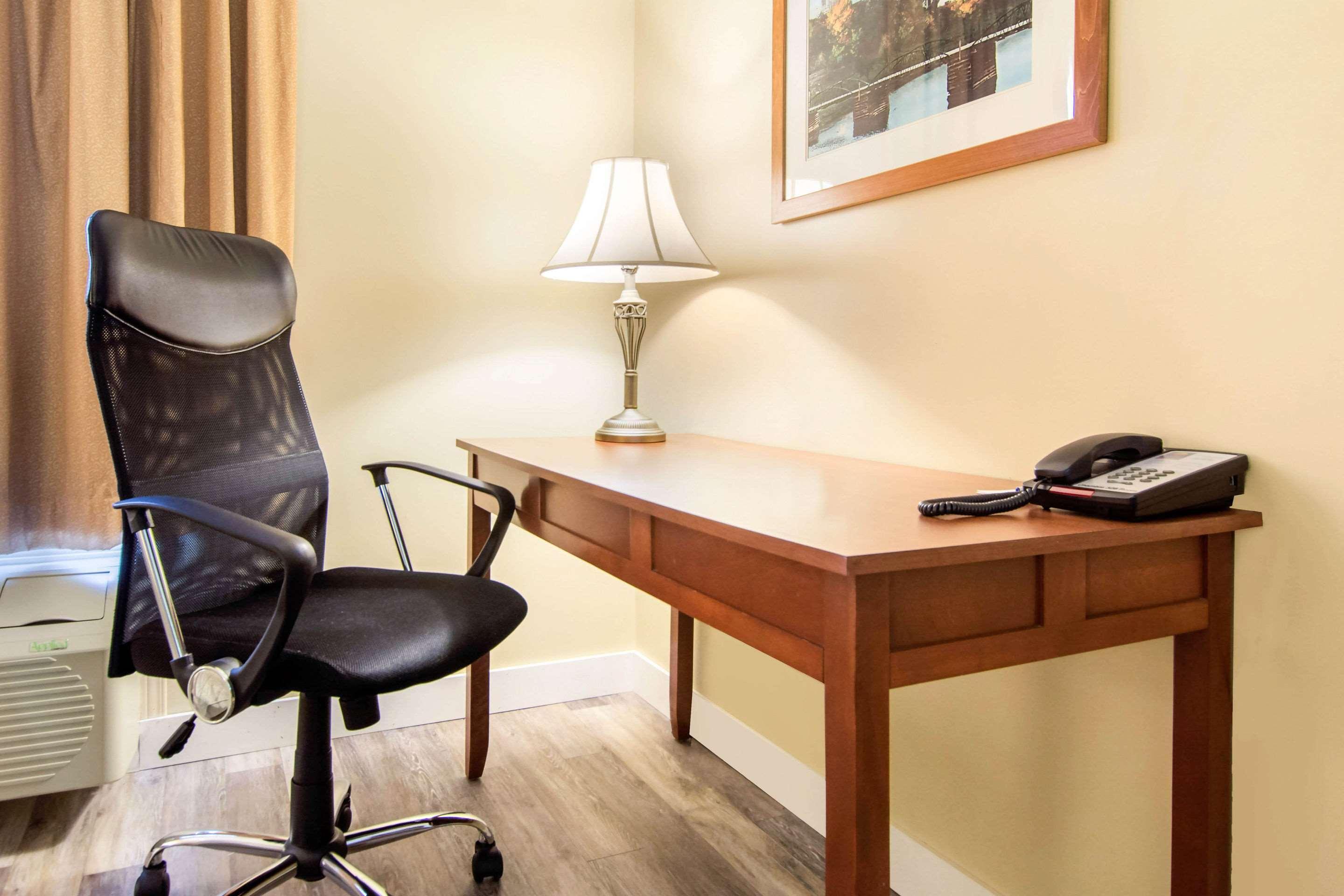 Comfort Inn & Suites Saint-Jerome Ngoại thất bức ảnh