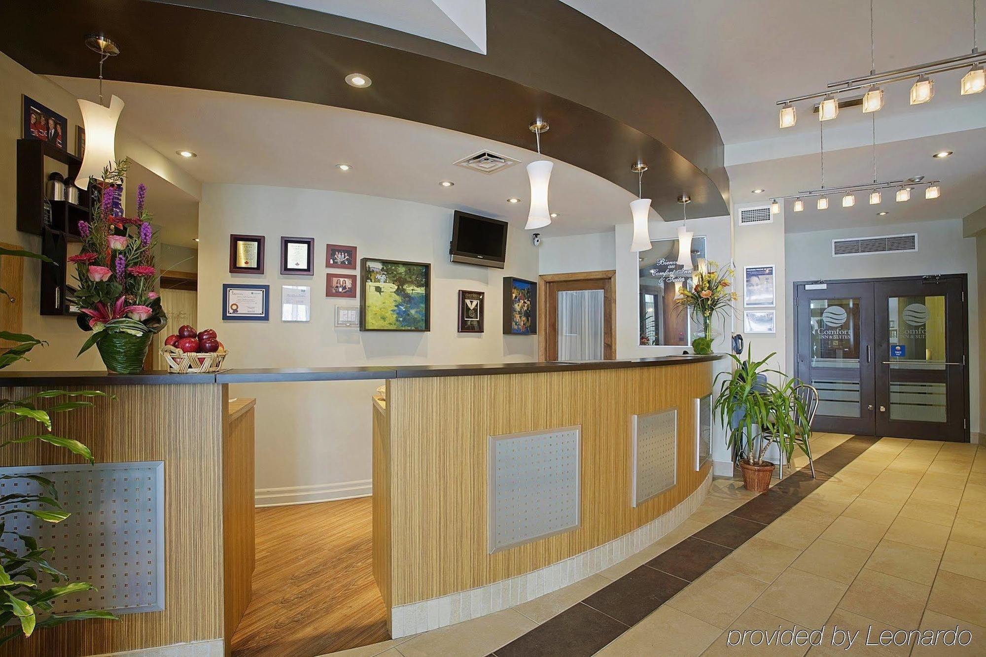 Comfort Inn & Suites Saint-Jerome Ngoại thất bức ảnh